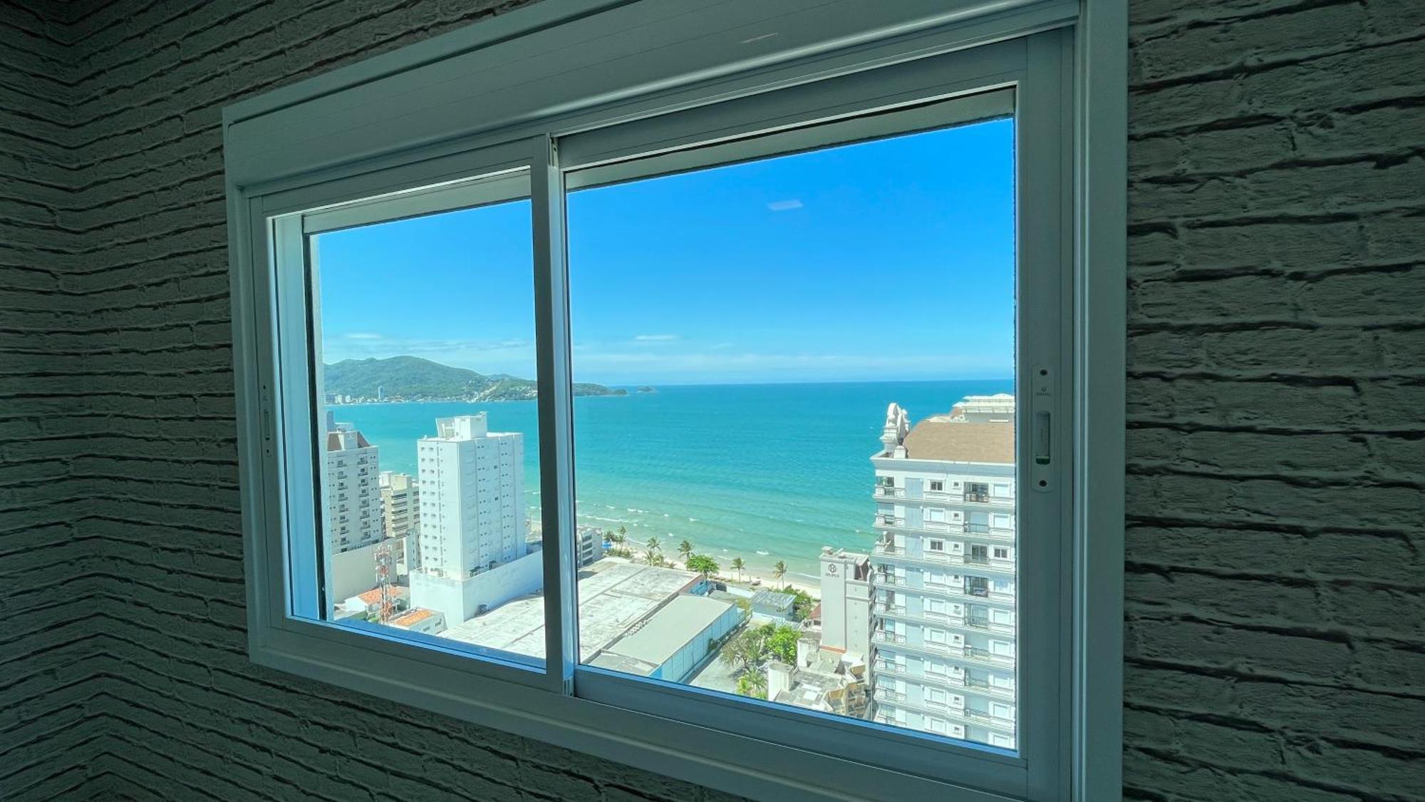 Cobertura Com Belissima Vista Para O Mar E Jacuzzi Itapema Exterior photo